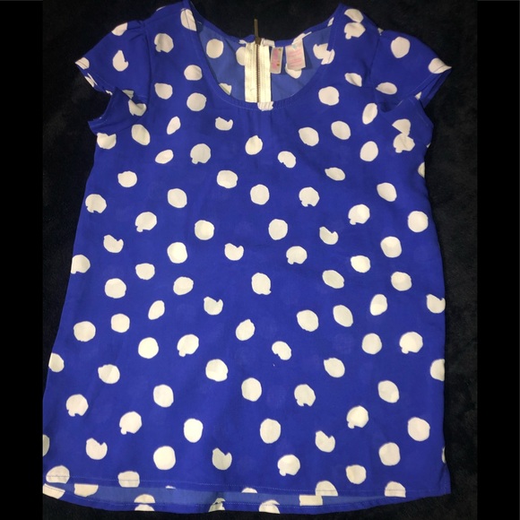 💙 Adorable blue blouse with white polka dots 💙 - Picture 1 of 4
